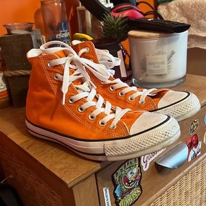 orange converse high tops!!